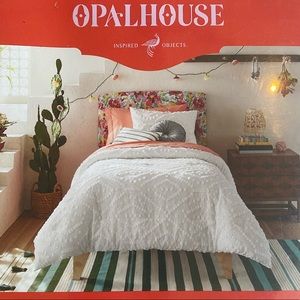 Opalhouse Twin XL comforter and pillow sham
